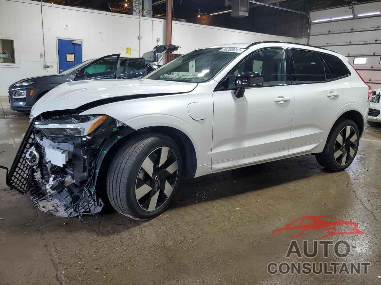 VOLVO XC60 ULTIM 2024 - YV4H60DM5R1842268