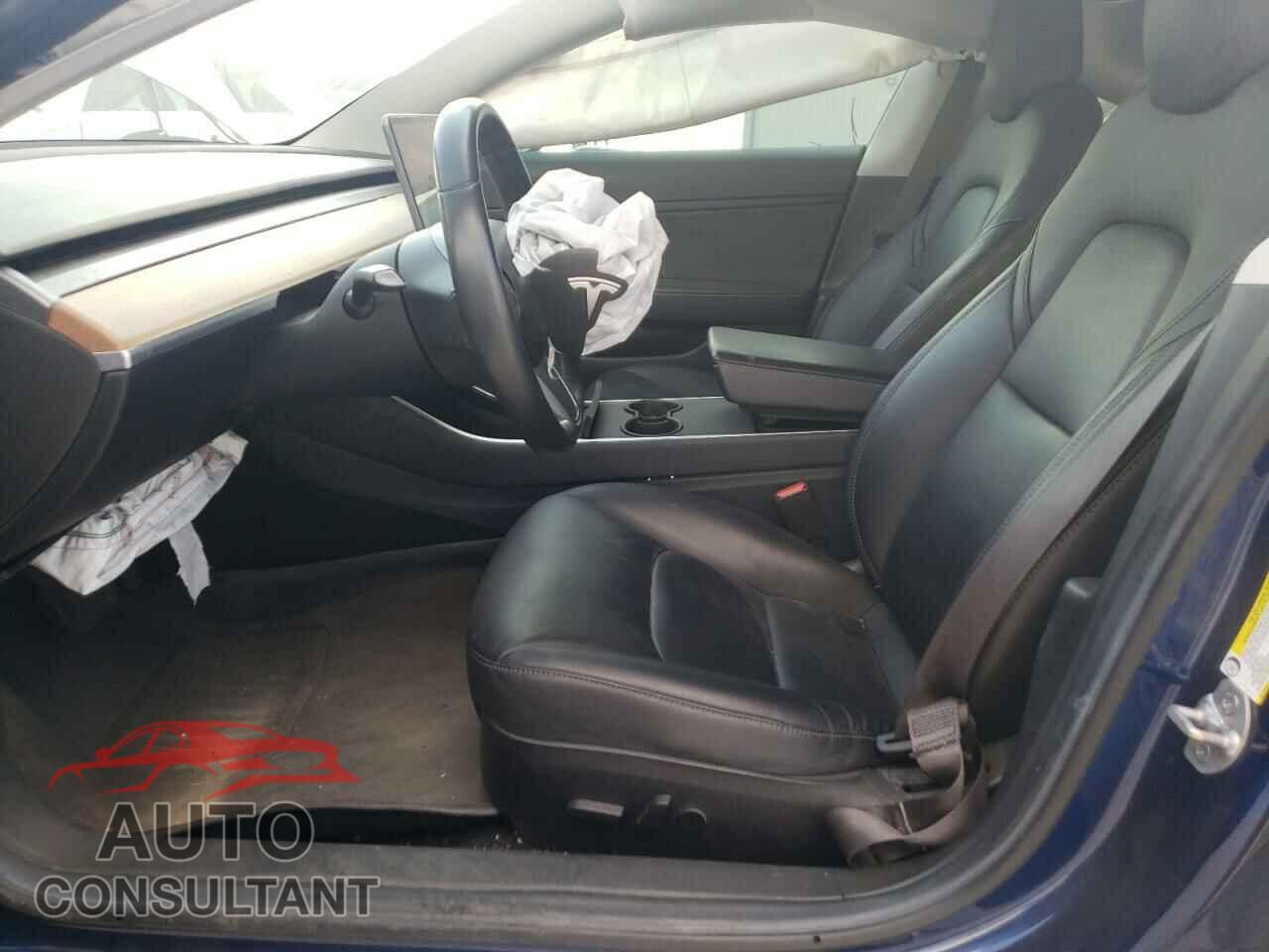 TESLA MODEL 3 2018 - 5YJ3E1EA0JF052172