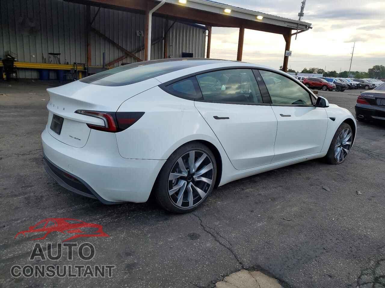 TESLA MODEL 3 2025 - 5YJ3E1EB7SF005926