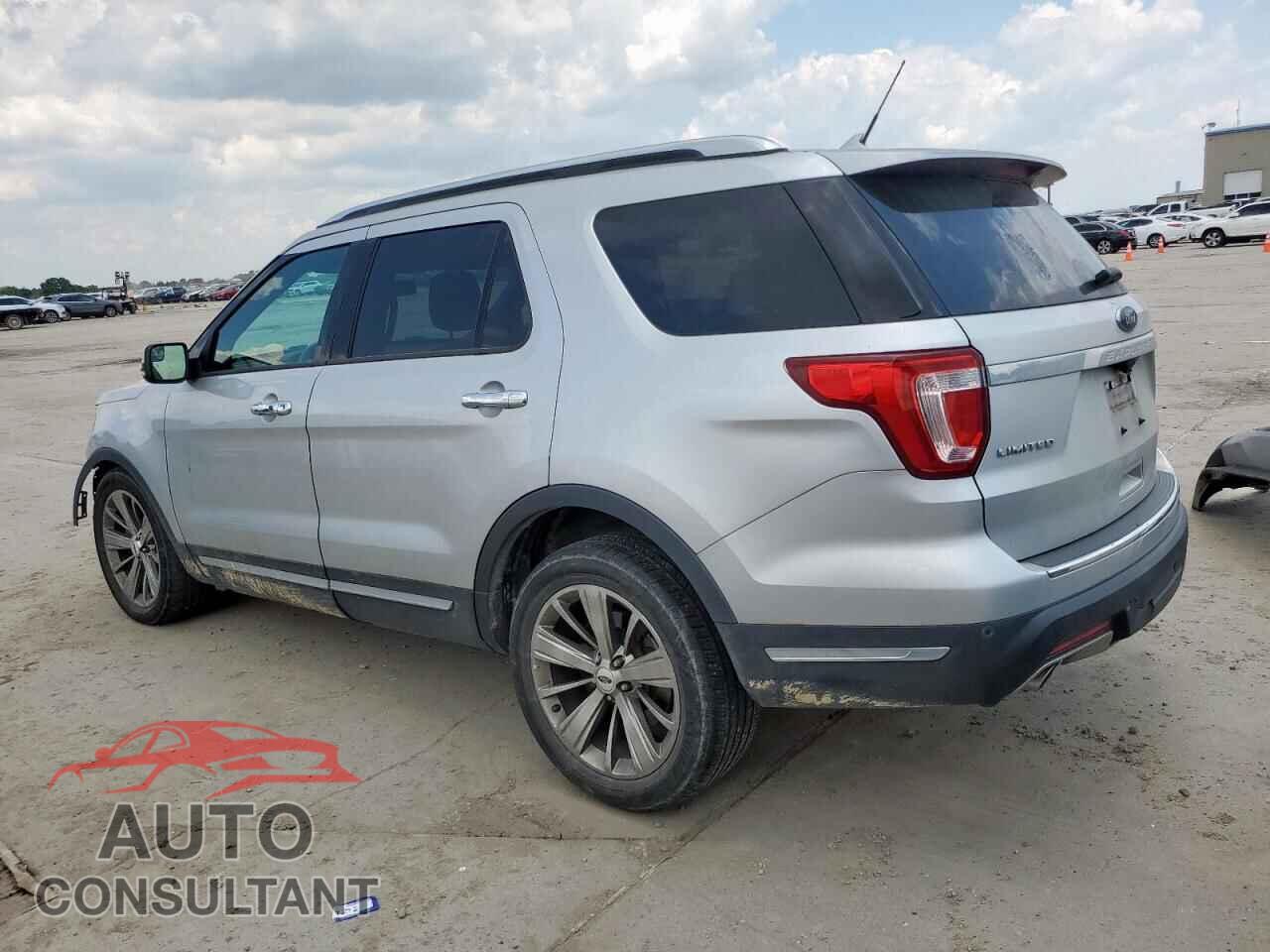 FORD EXPLORER 2018 - 1FM5K7F88JGB11518