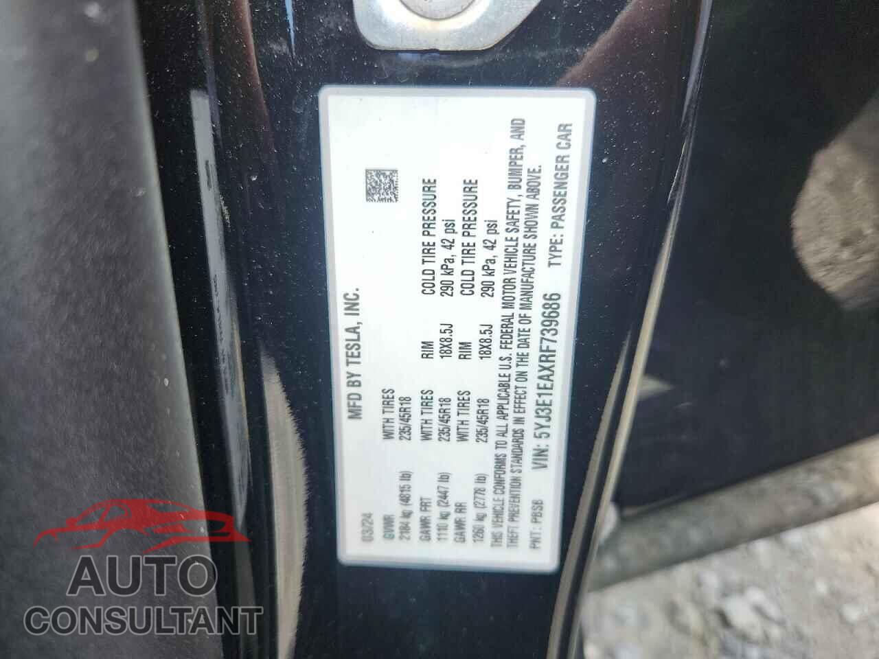 TESLA MODEL 3 2024 - 5YJ3E1EAXRF739686