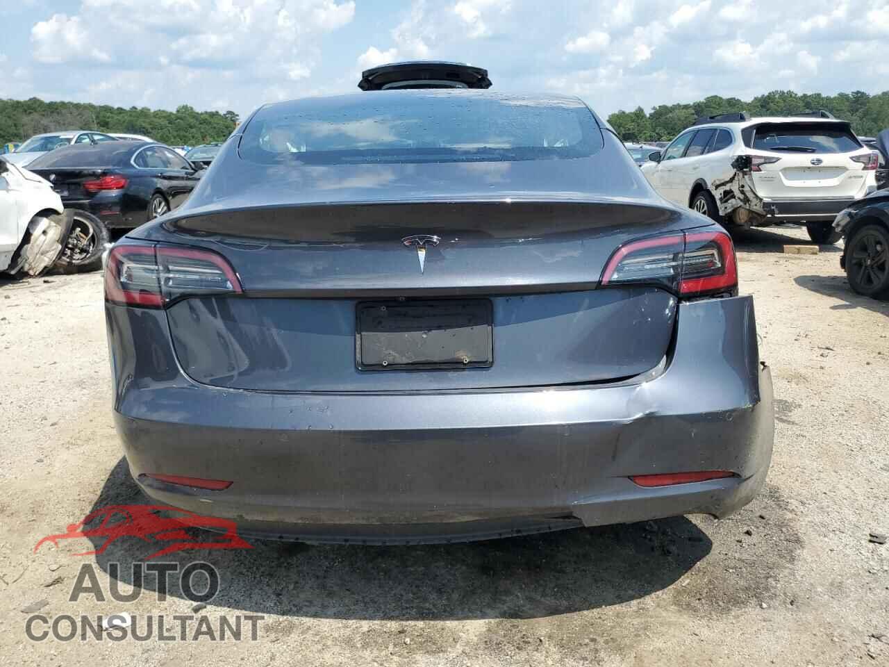 TESLA MODEL 3 2022 - 5YJ3E1EAXNF189366