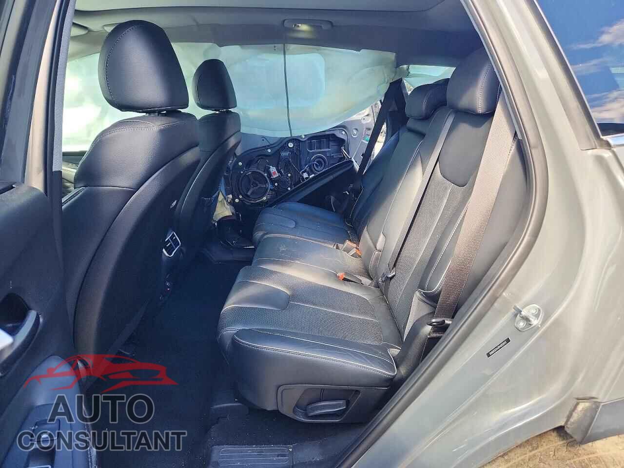 HYUNDAI SANTA FE 2023 - 5NMS5DA11PH013973