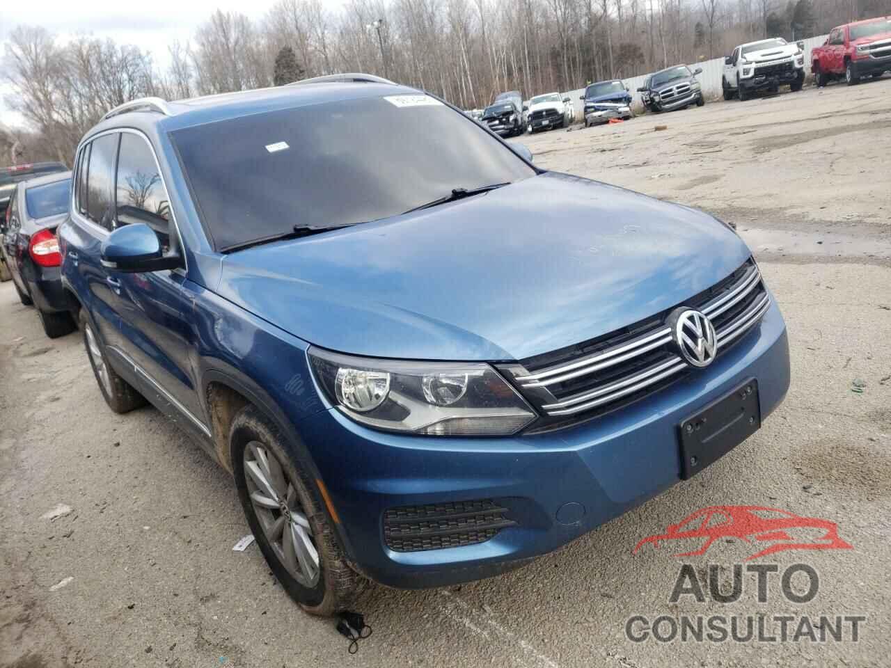 VOLKSWAGEN TIGUAN 2017 - WVGRV7AX6HK010797