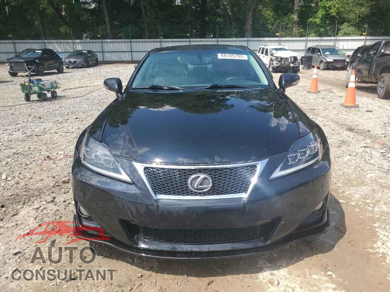 LEXUS IS 2011 - JTHBF5C23B5154269