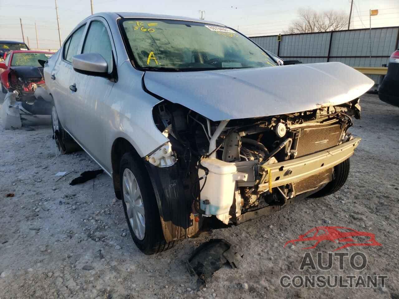 NISSAN VERSA 2017 - 3N1CN7AP4HL896730