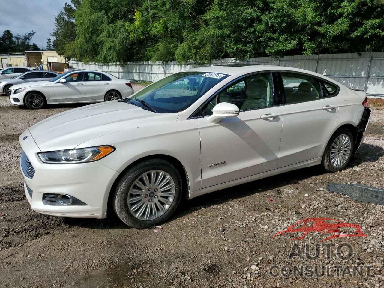FORD FUSION 2013 - 3FA6P0LU9DR246559