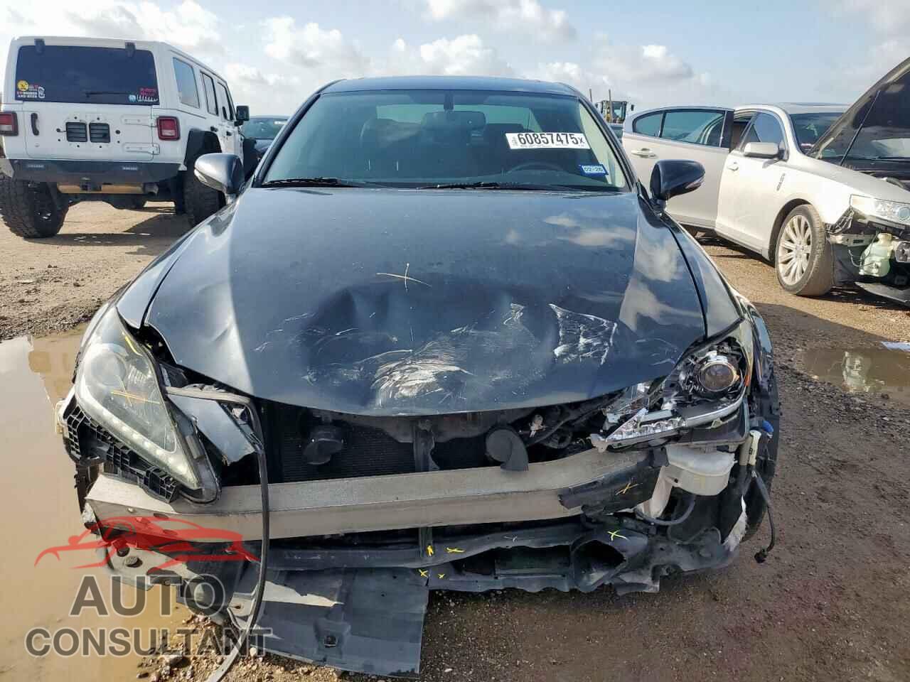 LEXUS IS 2011 - JTHCF5C25B2035189