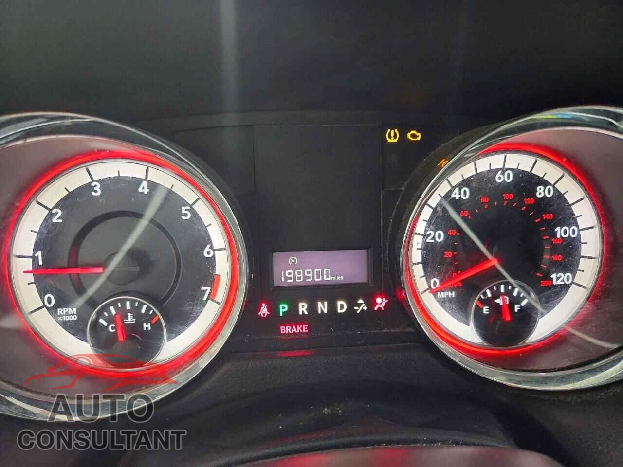 DODGE CARAVAN 2017 - 2C4RDGCG4HR600423