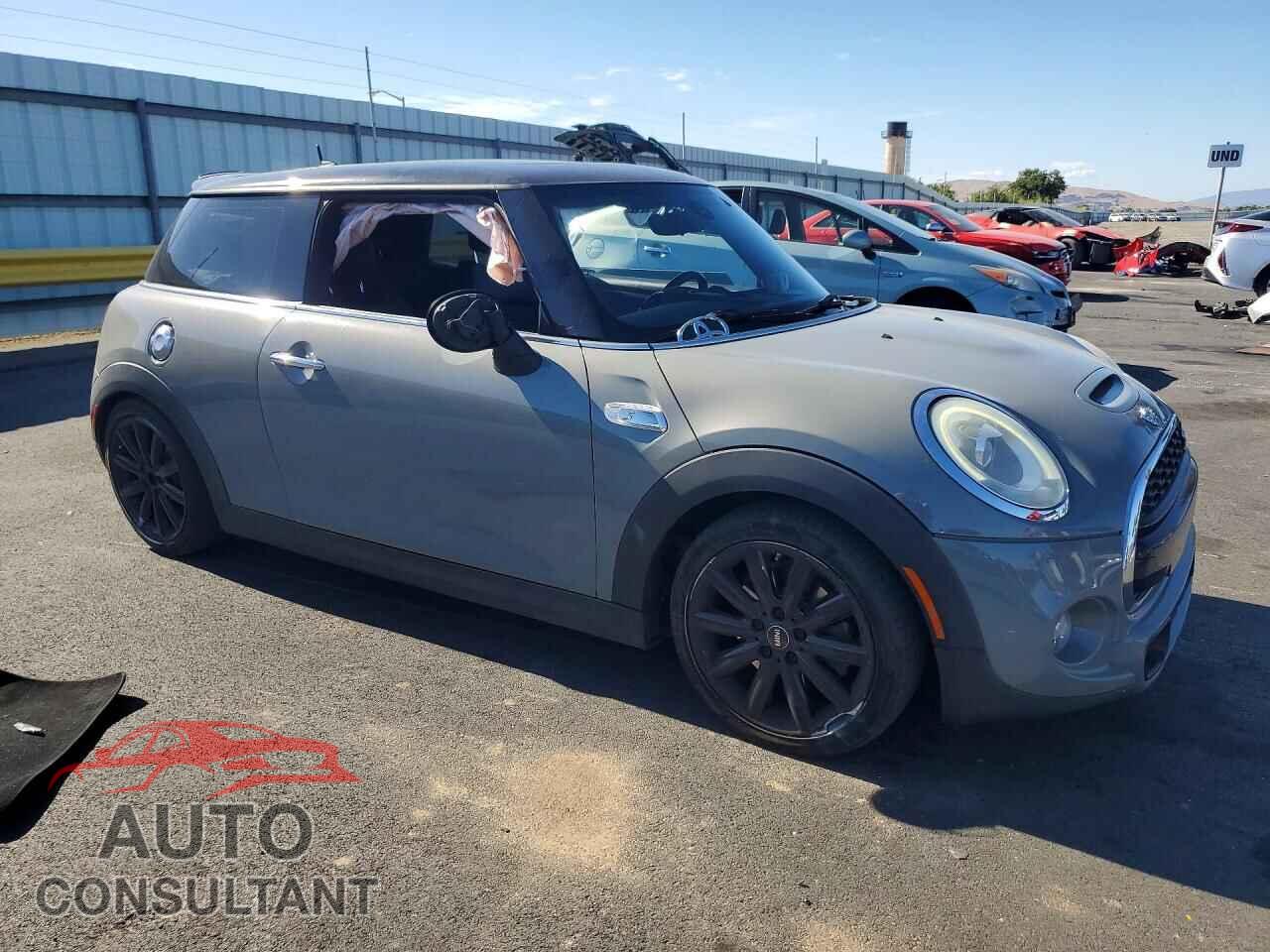 MINI COOPER 2015 - WMWXP7C50F2A33216