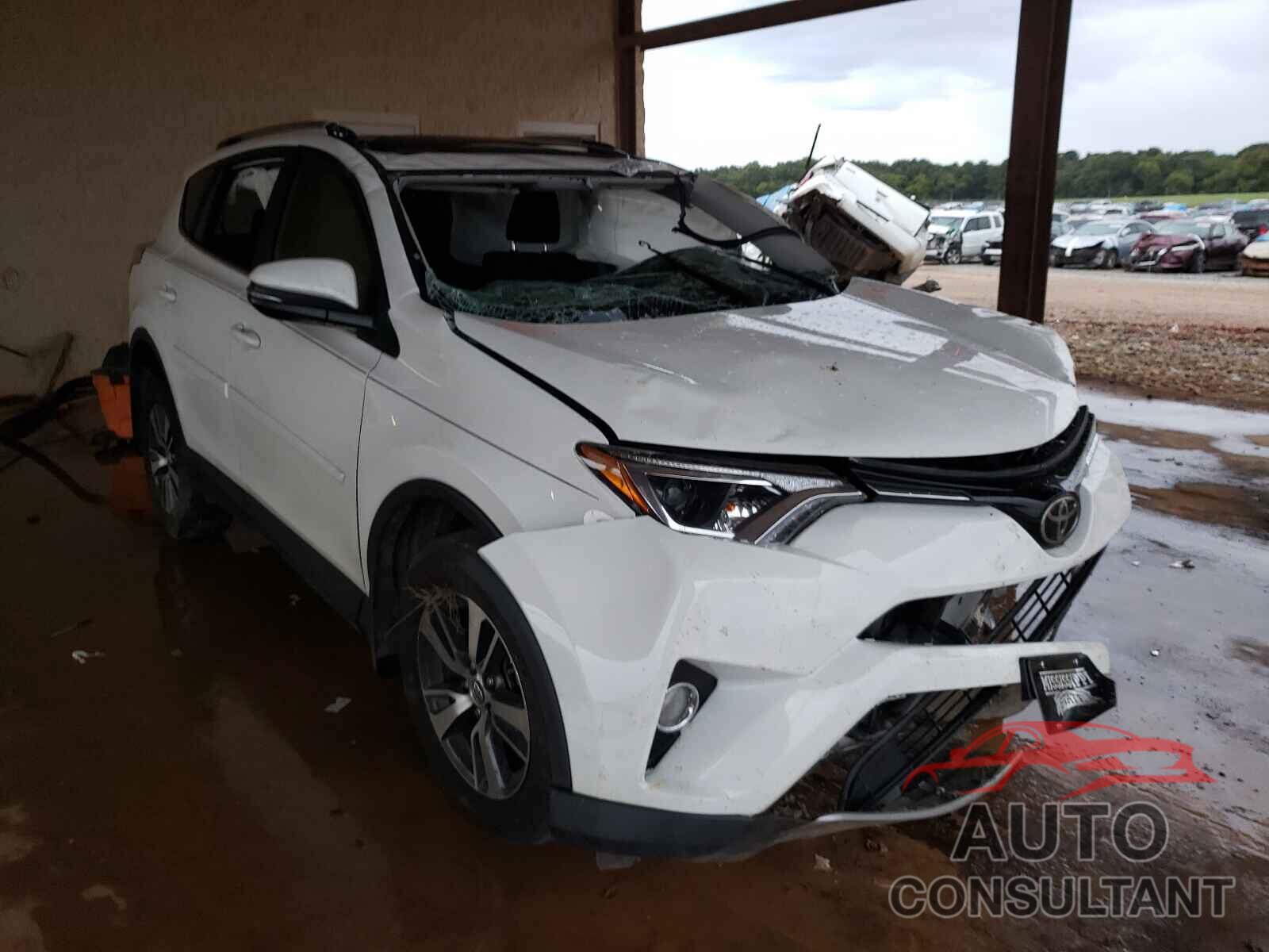 TOYOTA RAV4 2018 - JTMWFREV4JJ722763