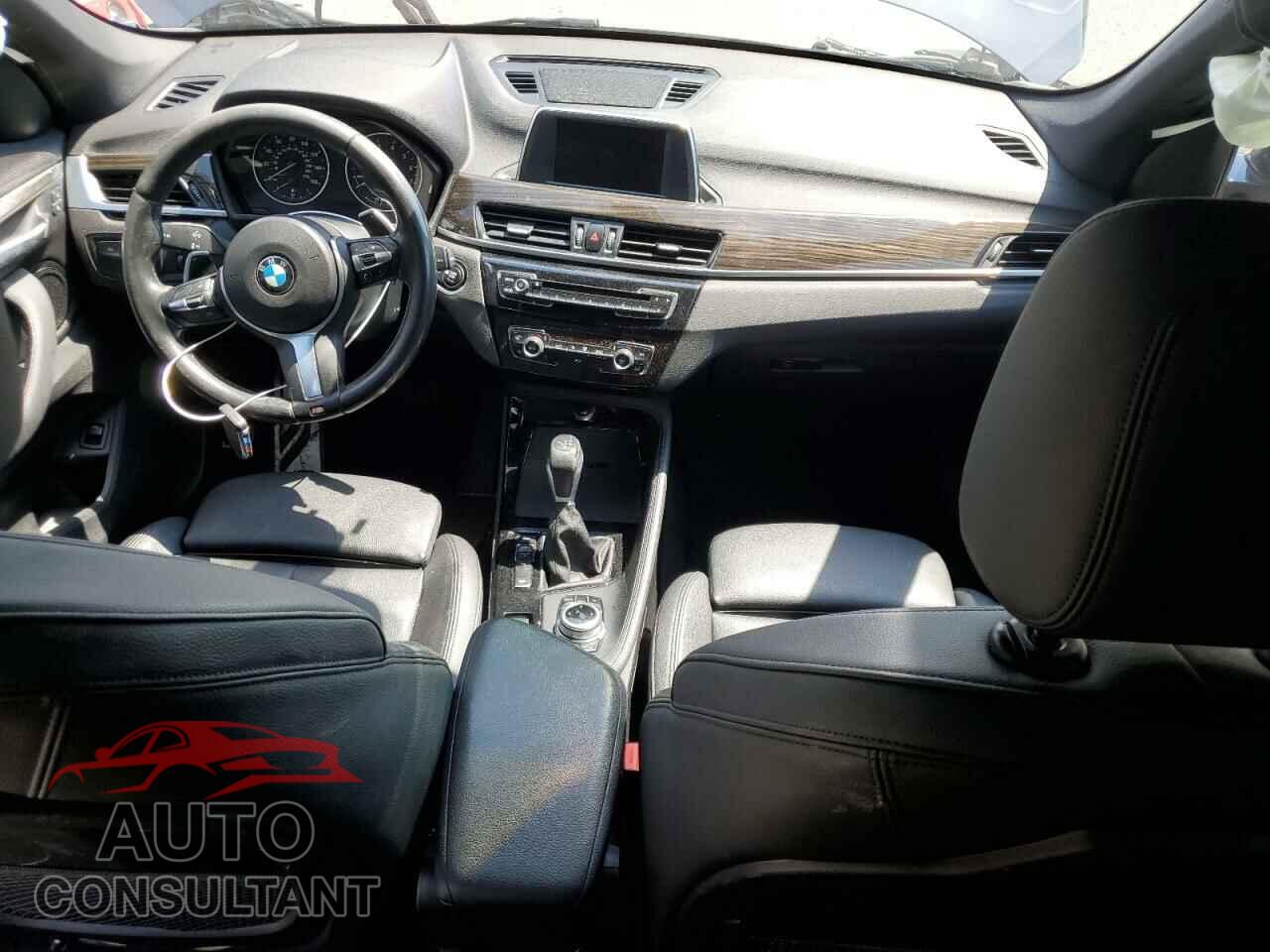 BMW X1 2017 - WBXHT3C37H5F69546