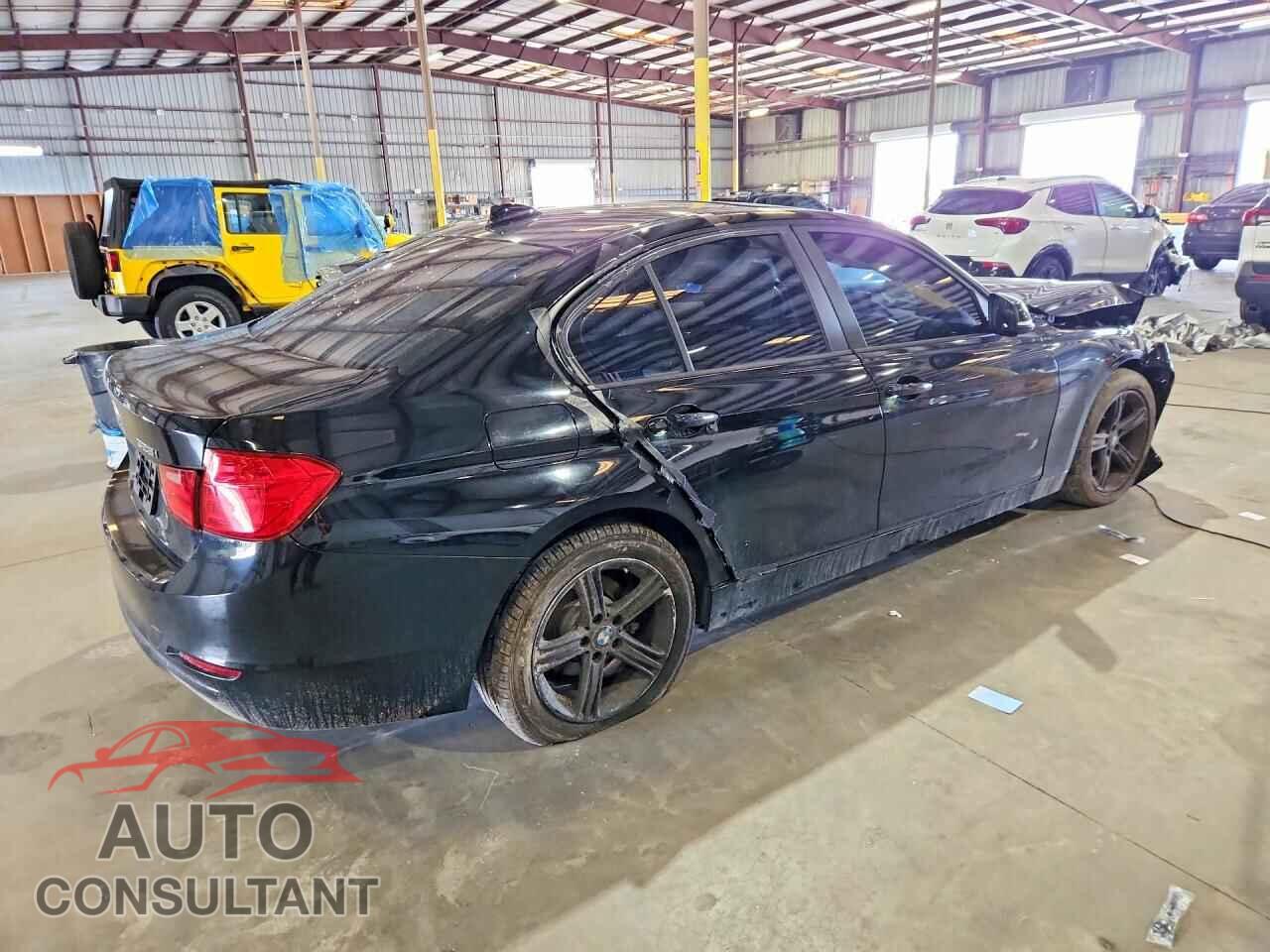 BMW 3 SERIES 2013 - WBA3B5C51DF598854