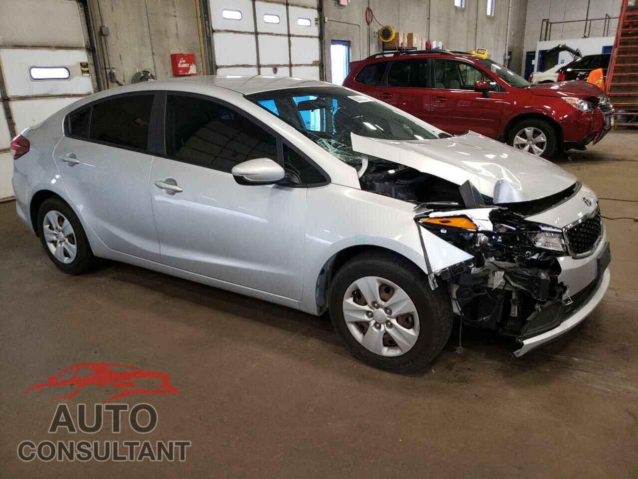 KIA FORTE 2017 - 3KPFK4A77HE039209