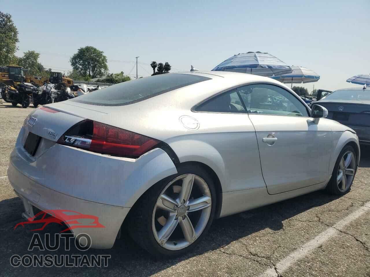 AUDI TT 2011 - TRUBFAFK3B1012104