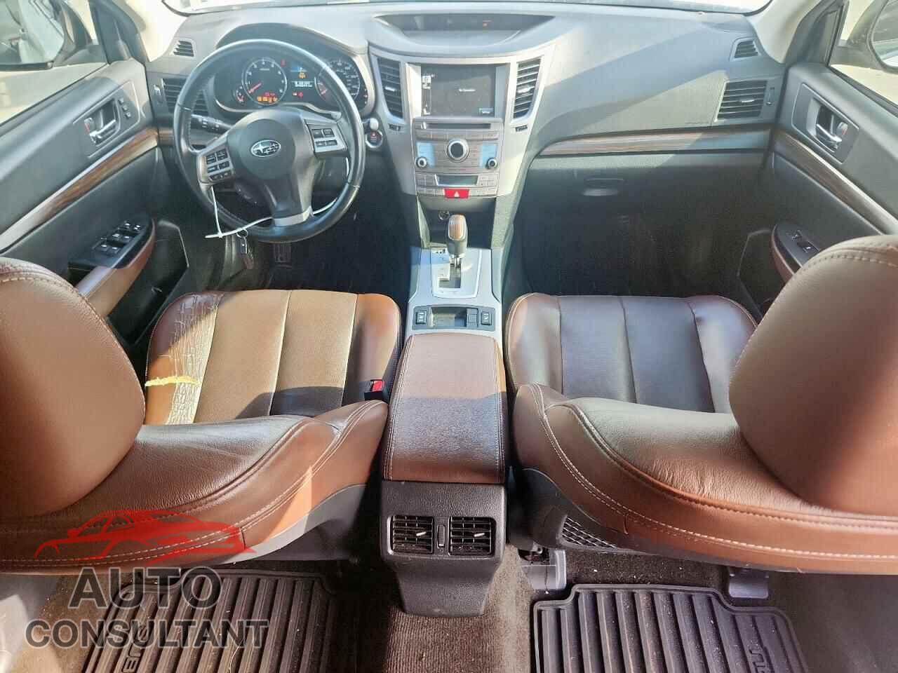 SUBARU OUTBACK 2014 - 4S4BRCPC8E3285743