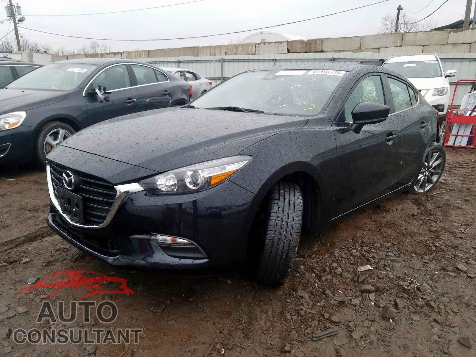 MAZDA 3 2018 - 3MZBN1V34JM201401