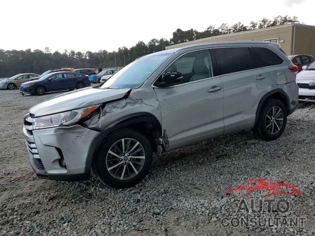 TOYOTA HIGHLANDER 2018 - 5TDKZRFH7JS539990