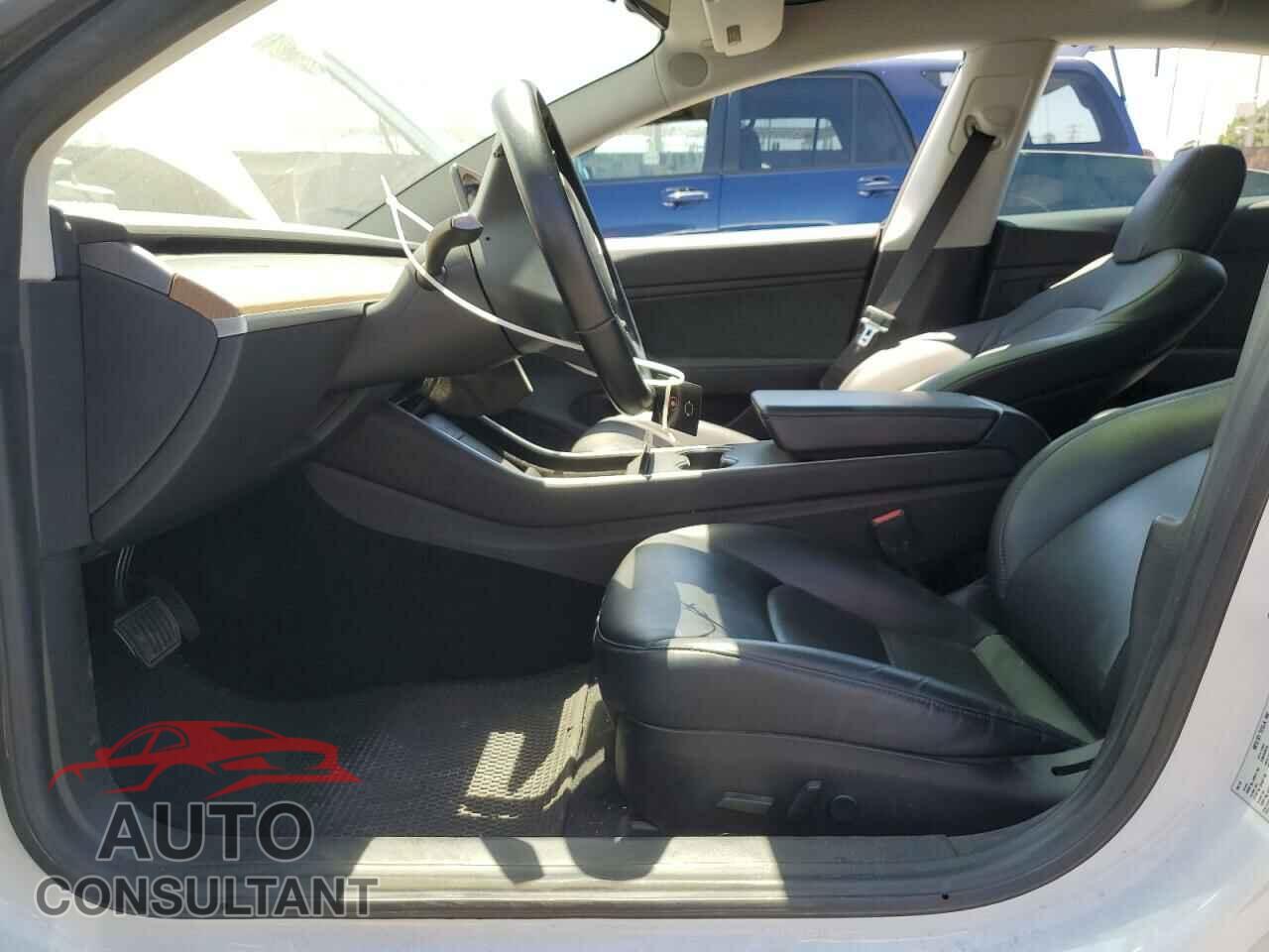 TESLA MODEL 3 2019 - 5YJ3E1EA1KF397177