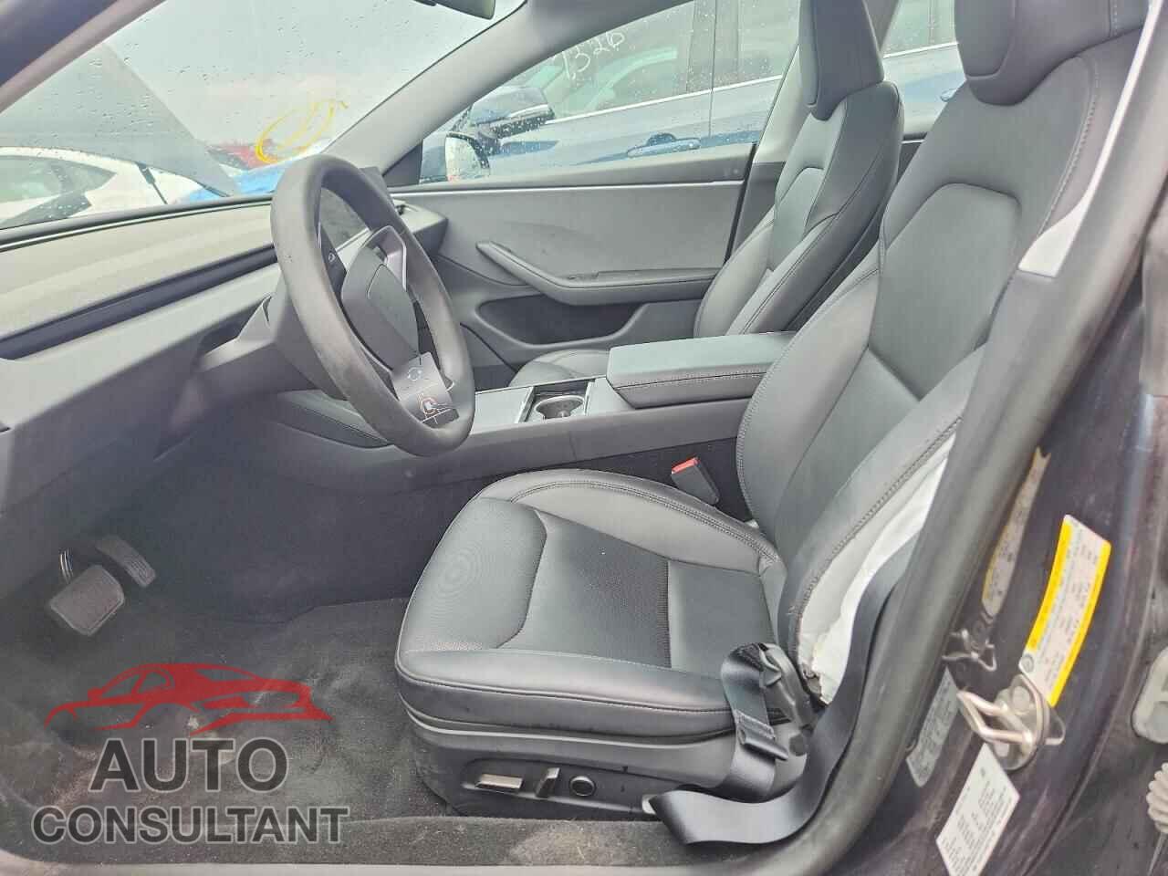 TESLA MODEL 3 2024 - 5YJ3E1EA4RF741160