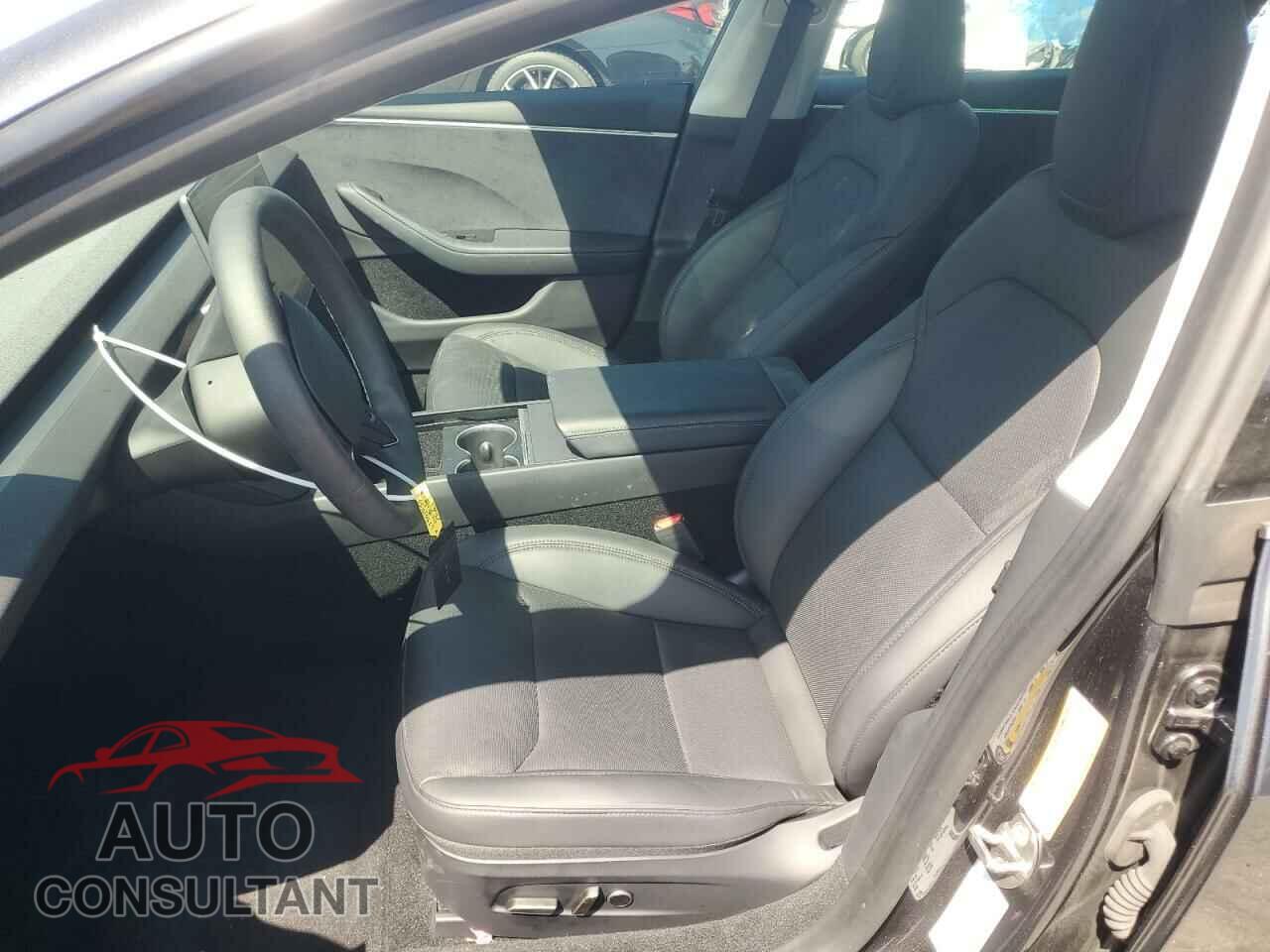 TESLA MODEL 3 2024 - 5YJ3E1EB4RF814231