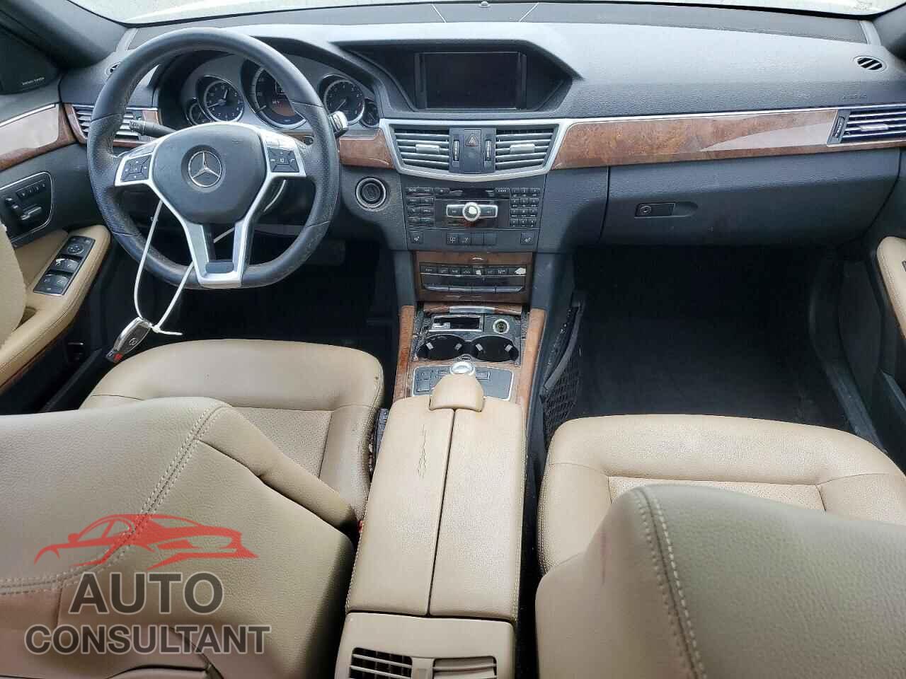 MERCEDES-BENZ E-CLASS 2012 - WDDHF5KB6CA587189
