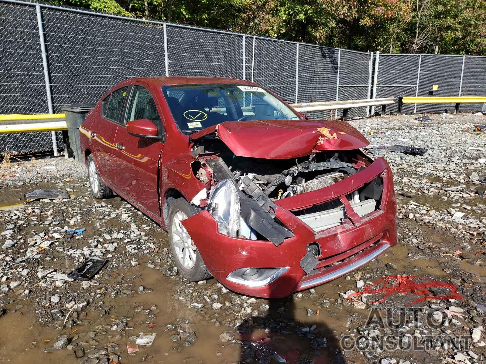 NISSAN VERSA 2018 - 3N1CN7AP0JL865495