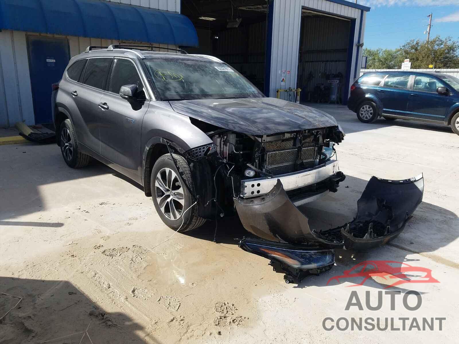 TOYOTA HIGHLANDER 2021 - 5TDGARAH1MS506704