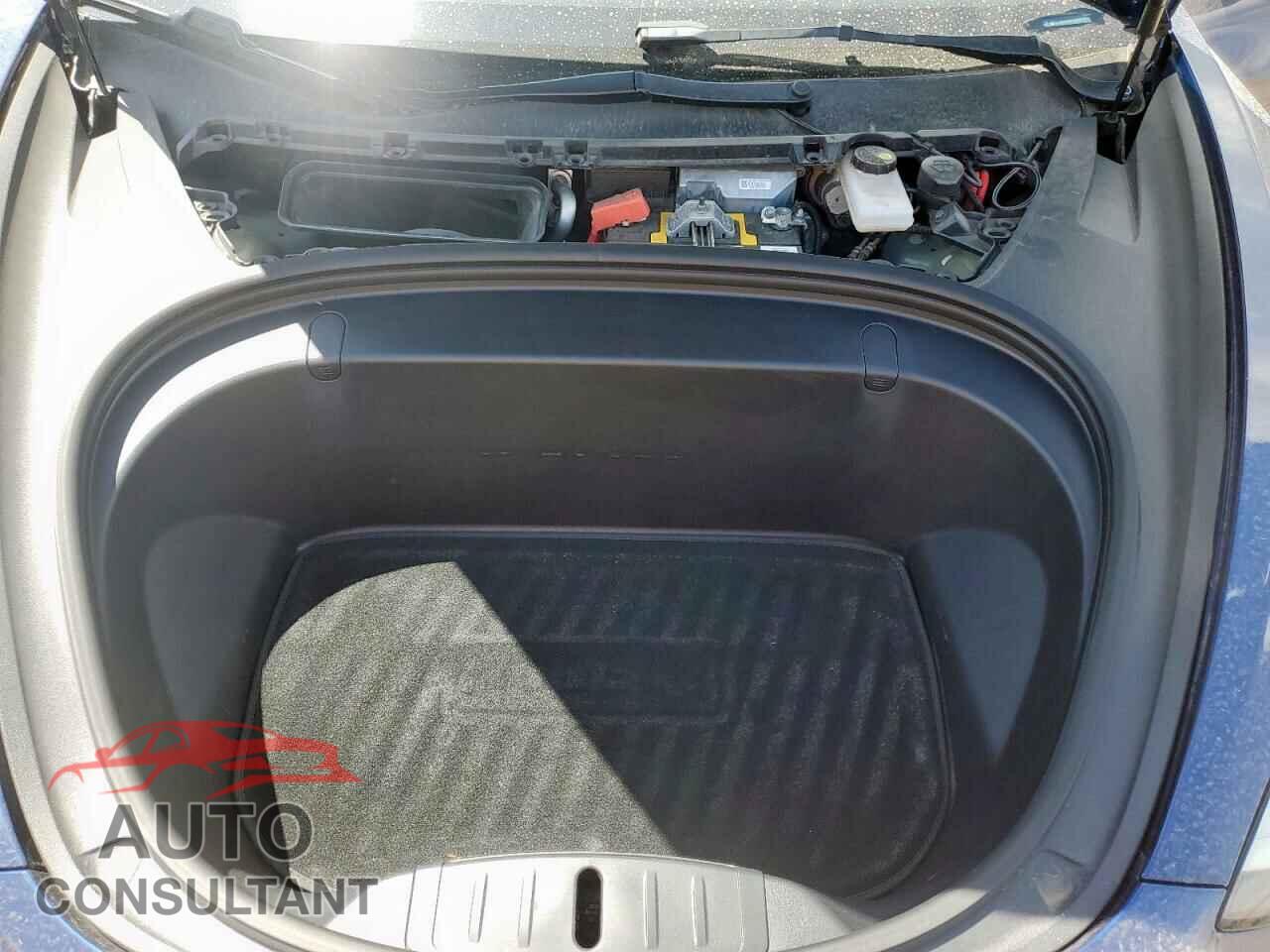 TESLA MODEL 3 2019 - 5YJ3E1EA9KF326079