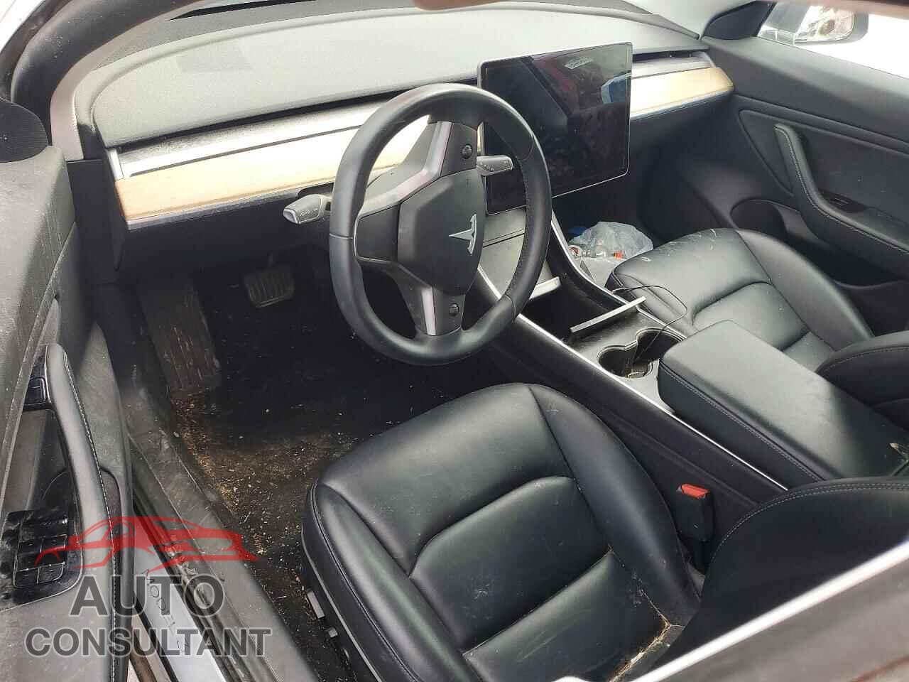 TESLA MODEL 3 2019 - 5YJ3E1EA8KF307605