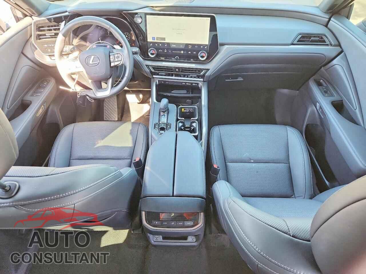 LEXUS UNKNOWN 2024 - 5TDAAAA68RS011431