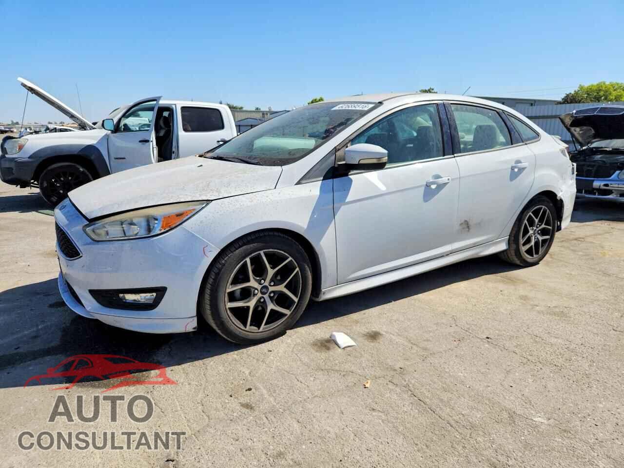 FORD FOCUS 2015 - 1FADP3F25FL221775