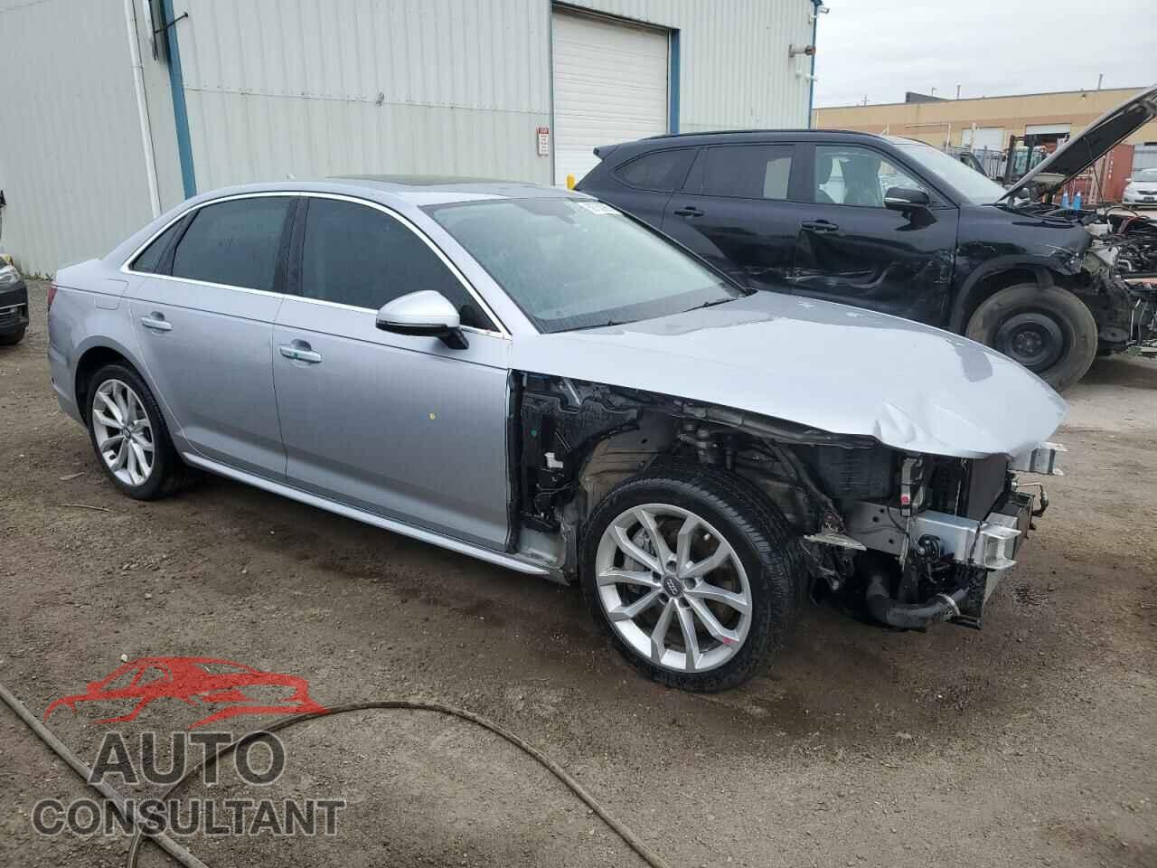 AUDI A4 2018 - WAUBNAF43JA088092