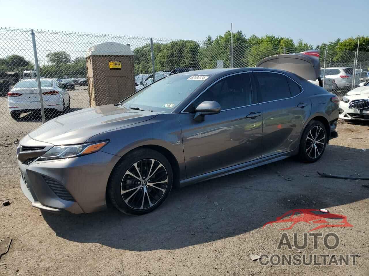 TOYOTA CAMRY 2018 - 4T1B11HK8JU534676