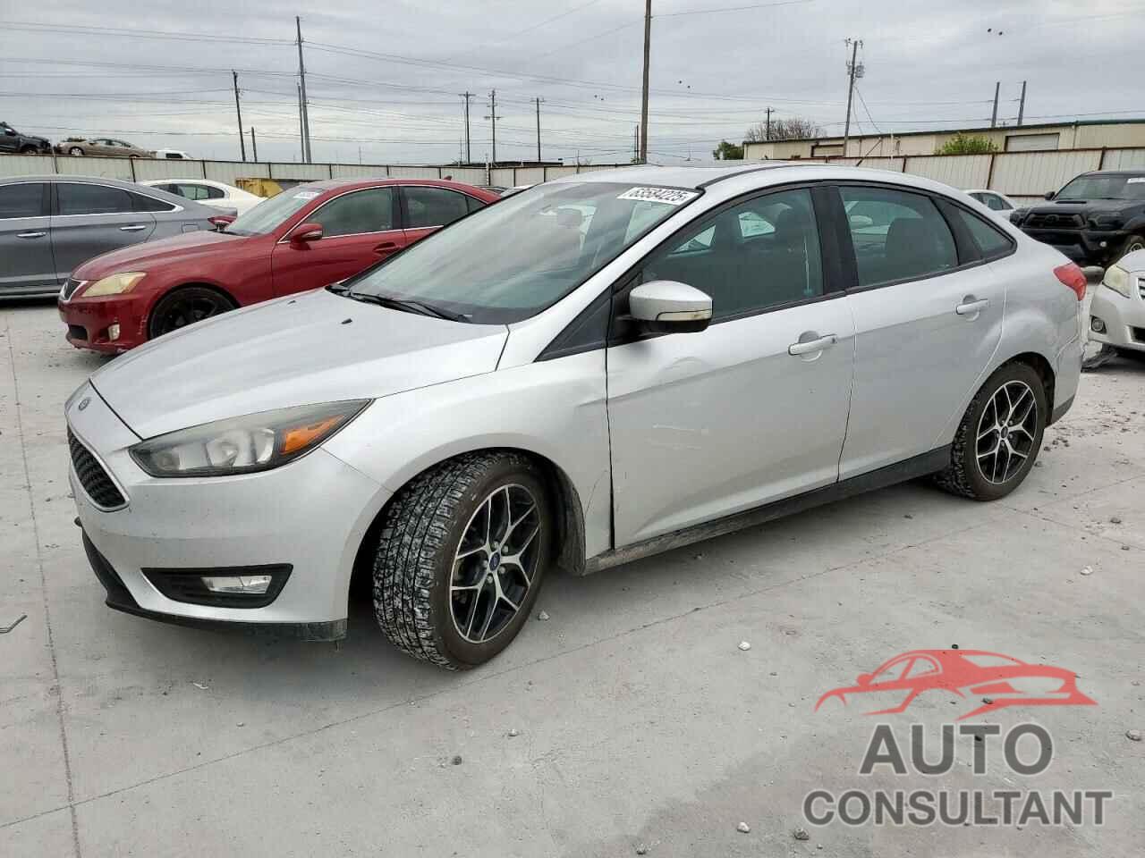 FORD FOCUS 2017 - 1FADP3H24HL303206