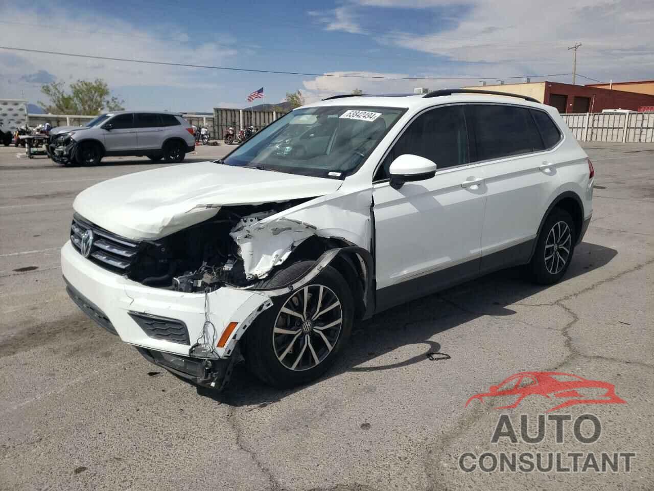 VOLKSWAGEN TIGUAN 2018 - 3VV3B7AX1JM006465