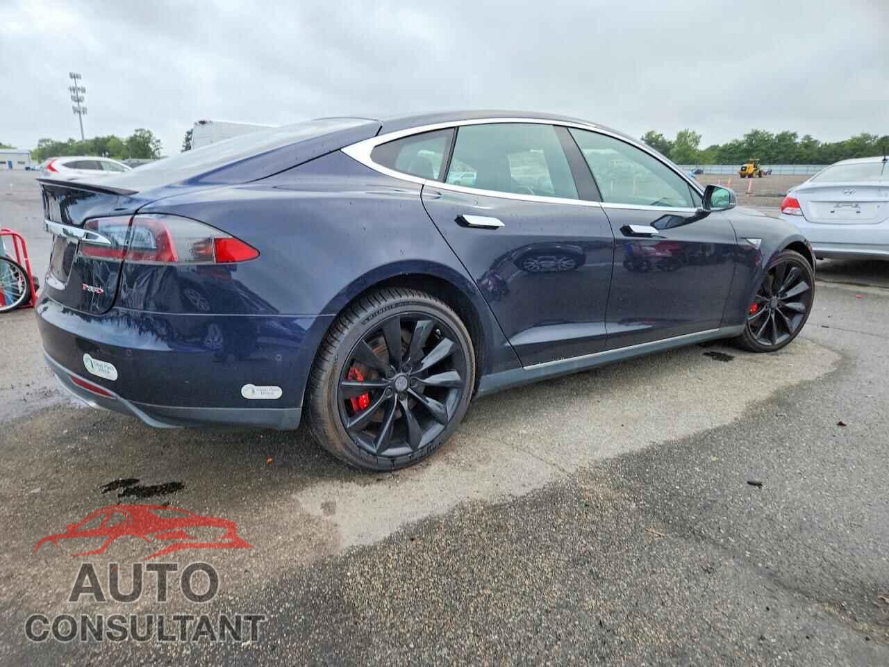 TESLA MODEL S 2014 - 5YJSA1H21EFP62912