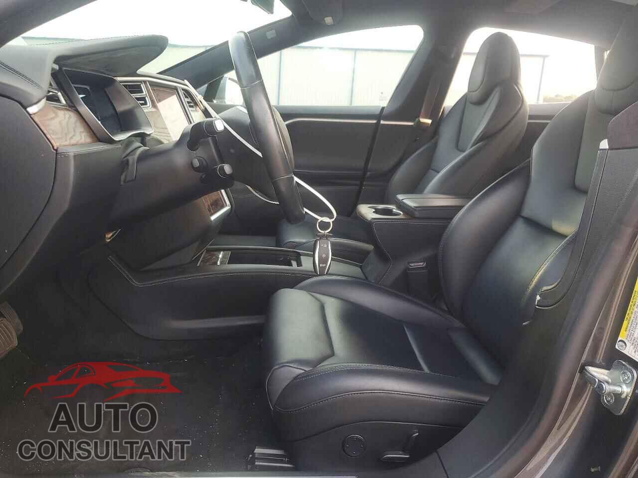 TESLA MODEL S 2017 - 5YJSA1E26HF232444