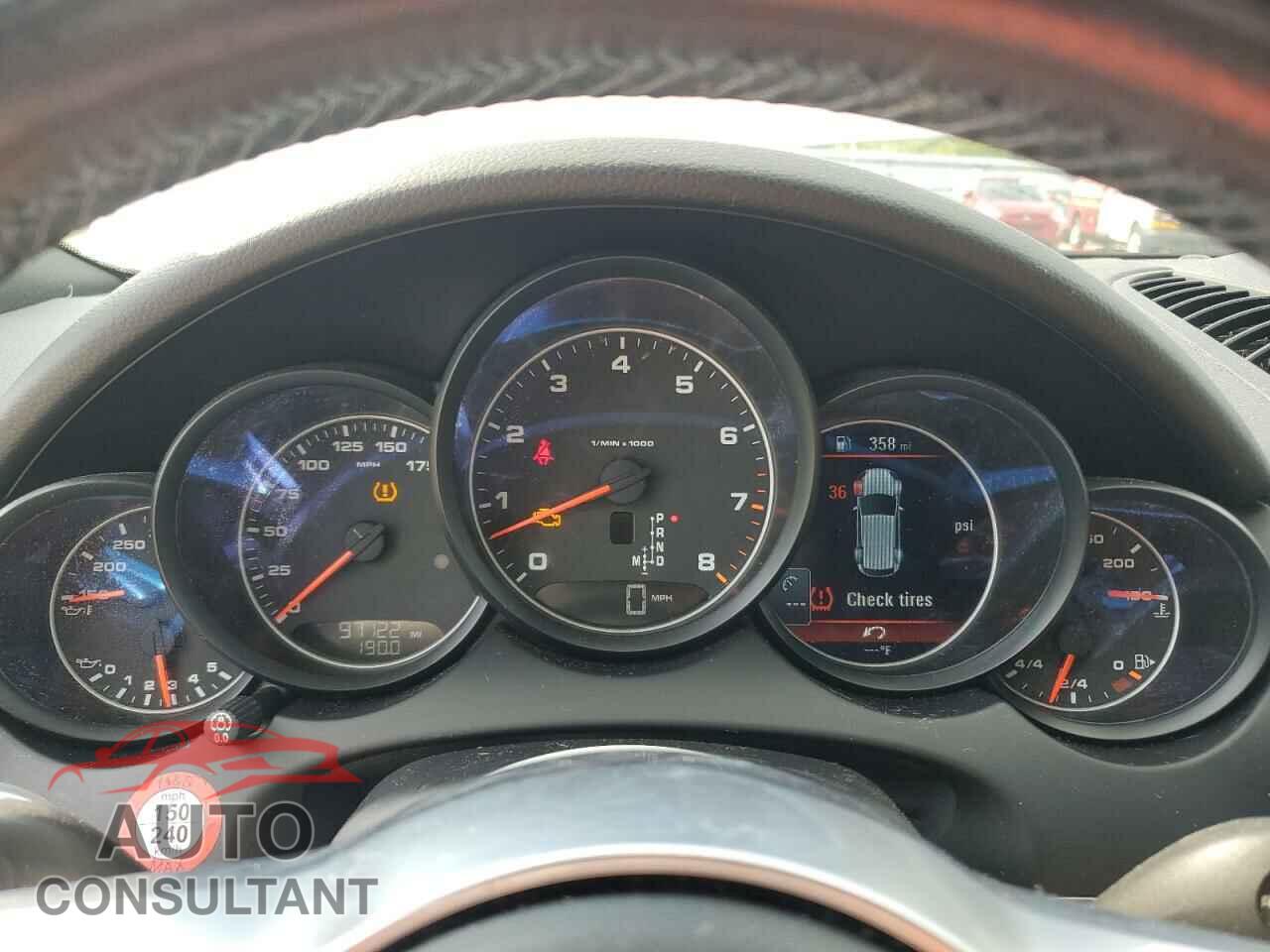 PORSCHE CAYENNE 2017 - WP1AA2A2XHKA88079