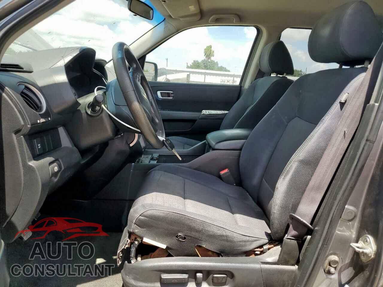 HONDA PILOT 2009 - 5FNYF38489B014933