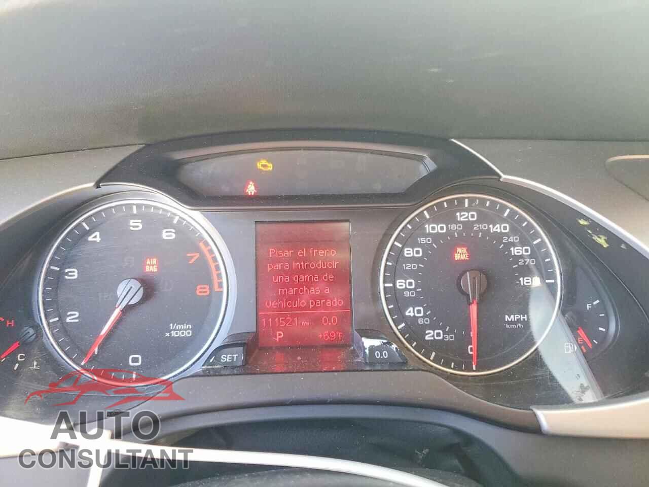 AUDI A4 2011 - WAUFFAFL1BN004125