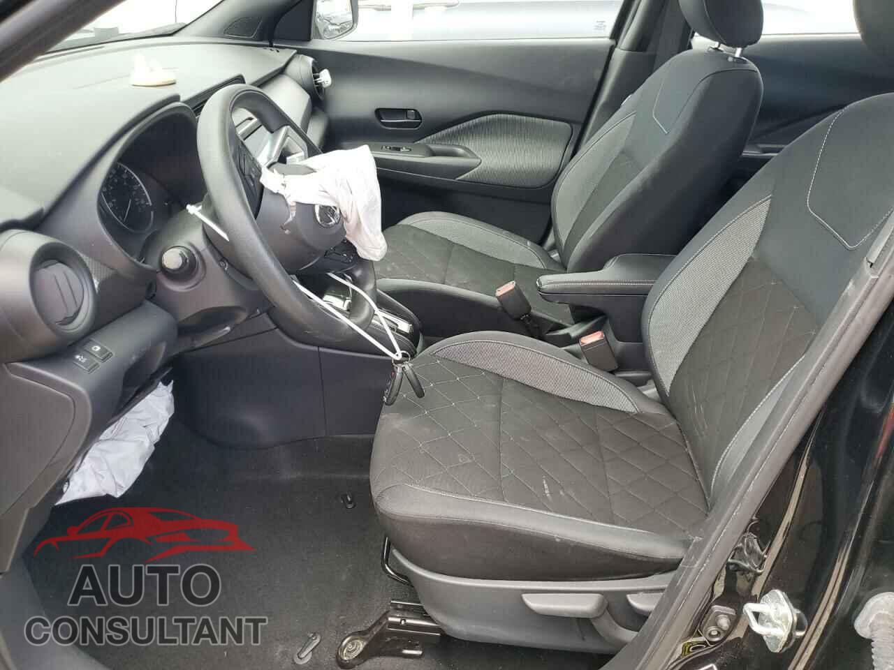 NISSAN KICKS 2019 - 3N1CP5CU3KL560754