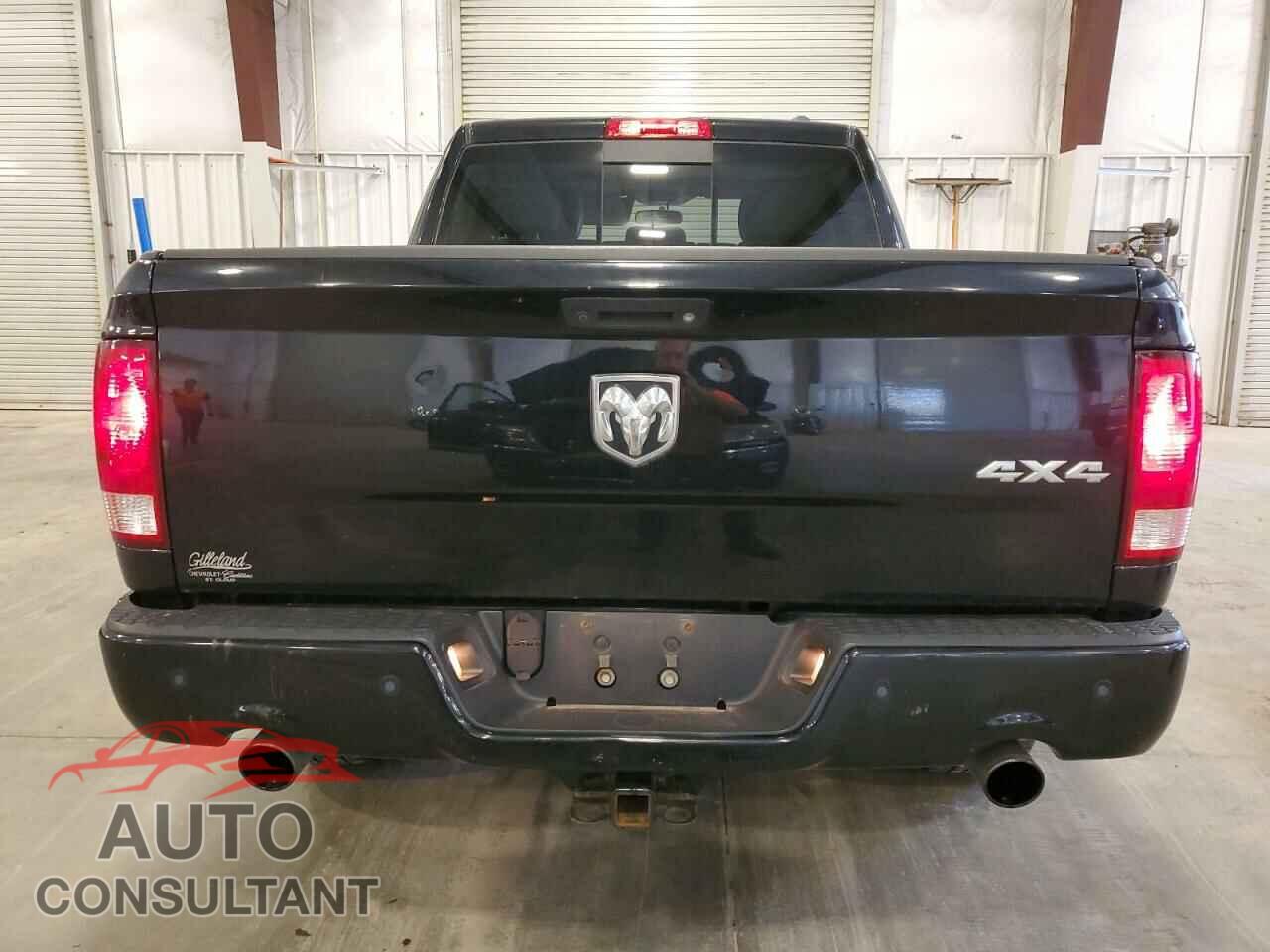DODGE RAM 1500 2012 - 1C6RD7MT3CS215610