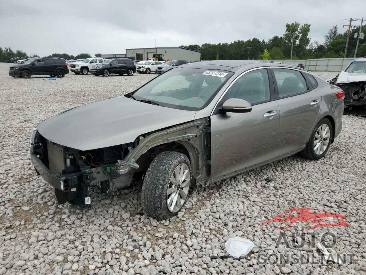 KIA OPTIMA 2018 - 5XXGU4L37JG243028