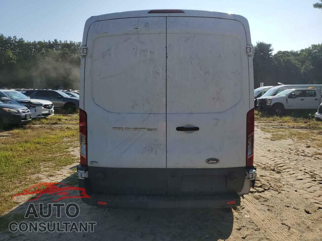 FORD TRANSIT 2017 - 1FTYR2CMXHKB24537