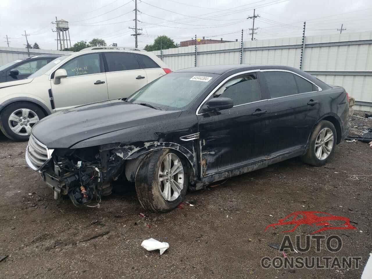 FORD TAURUS 2018 - 1FAHP2D82JG126711