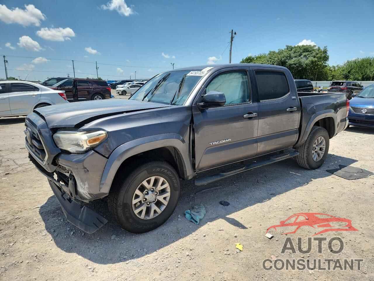 TOYOTA TACOMA 2018 - 5TFAZ5CNXJX059211