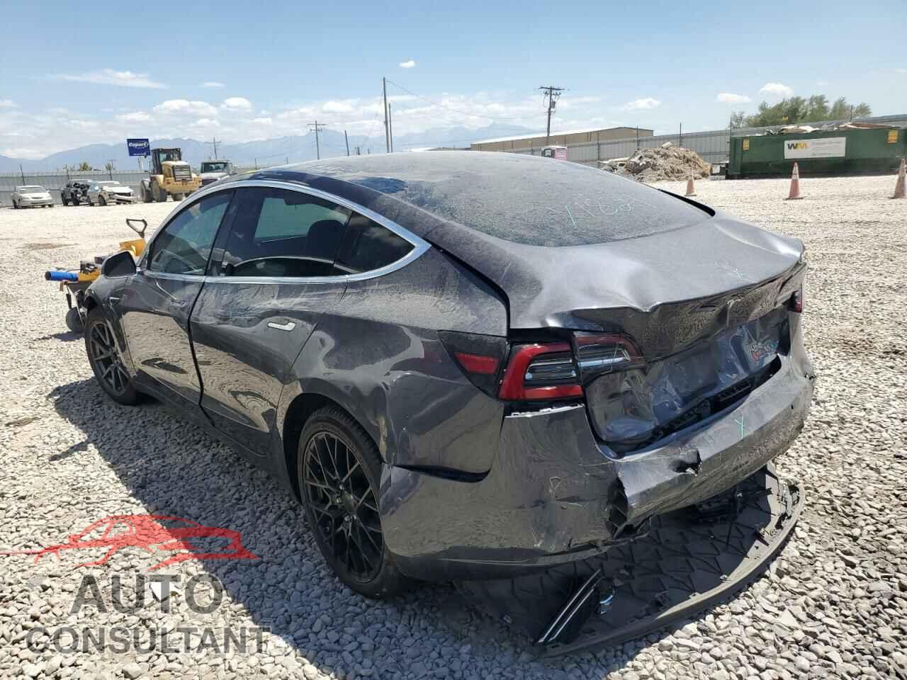TESLA MODEL 3 2018 - 5YJ3E1EB9JF104200