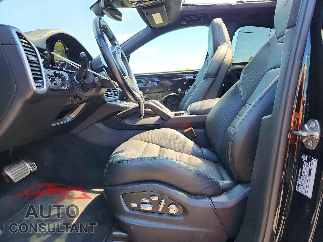 PORSCHE CAYENNE 2021 - WP1BG2AY4MDA50157