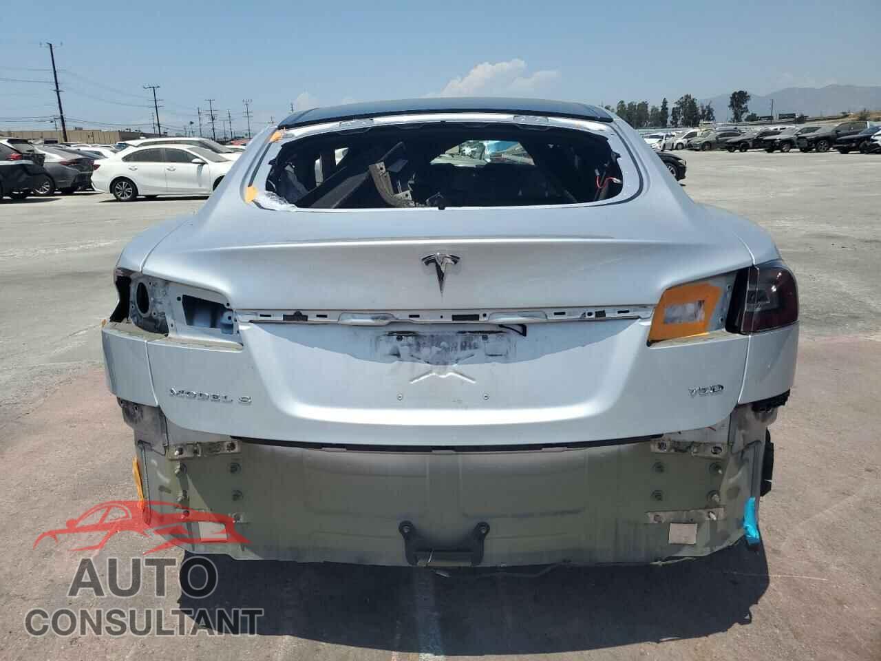 TESLA MODEL S 2017 - 5YJSA1E26HF209388